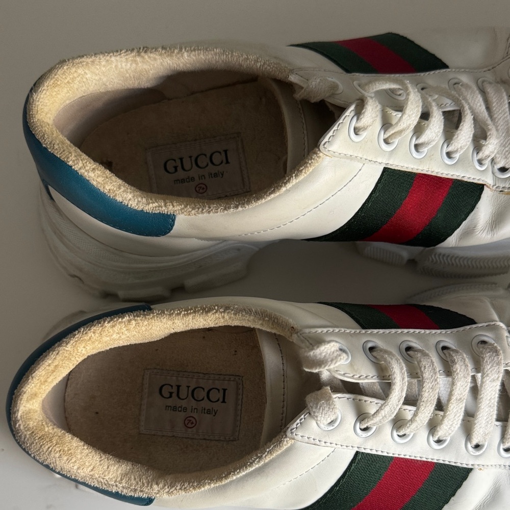 Gucci Men's White Sneakers with Red and Green Accents (size 41). - Picture 9 of 10